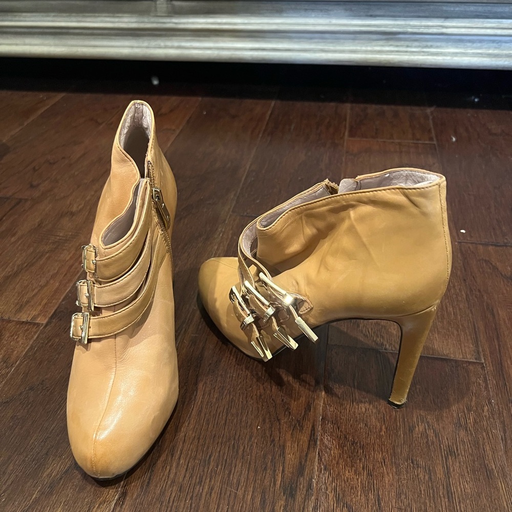 Vince Camuto Tan High Heel Ankle Boots Size 7M